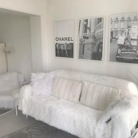 Little White House *